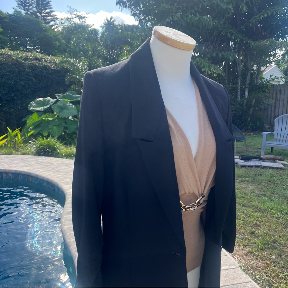 Boston Proper Black Blazer size 6 long. Button closure. With pockets. - Picture 9 of 16